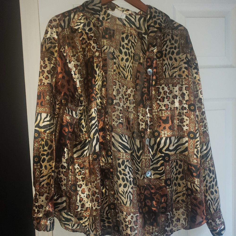 Womens animal print polyester blouse